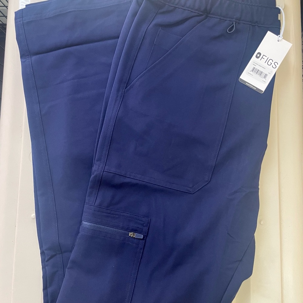 NWT Men’s Figs Scrub Pants